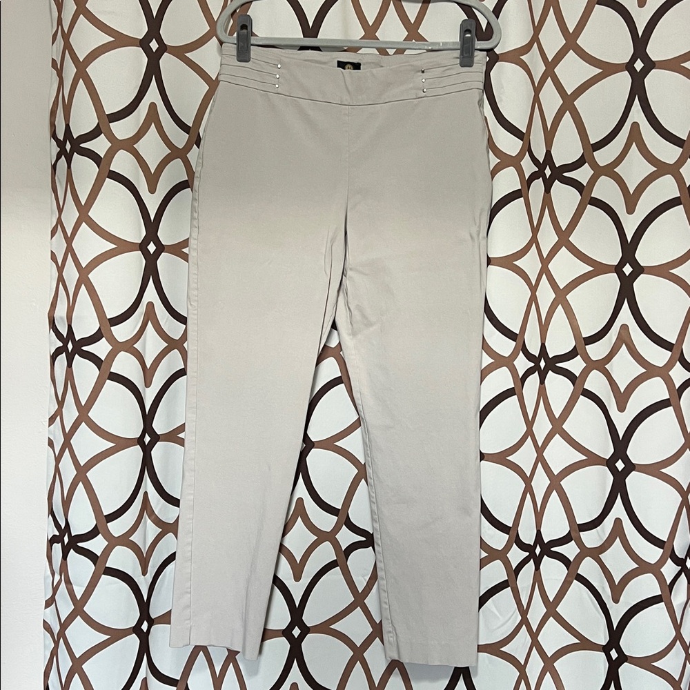 Chic Light Tan Trousers